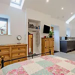 1 Bed In Pickering Oc-96309 Allerston