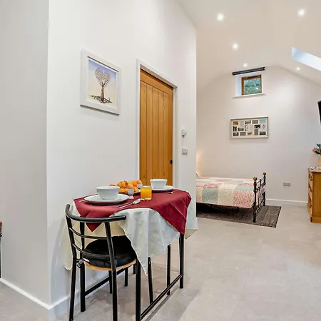 Prázdninový dům 1 Bed In Pickering 96309 *