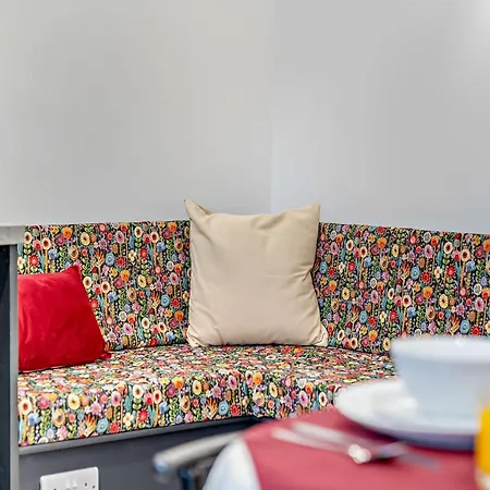 1 Bed In Pickering 96309 *